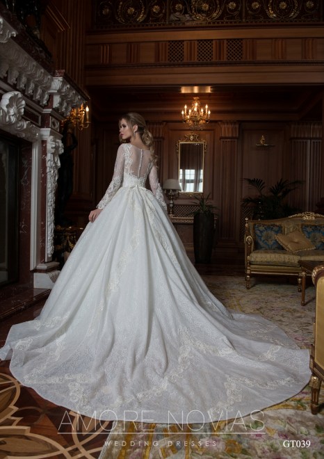https://amore-novias.com/images/stories/virtuemart/product/GT039       (3).jpg